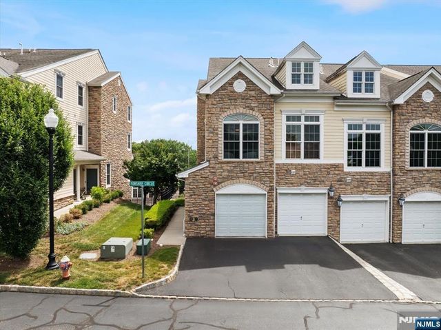 31 Forshee Circle 101, Montvale, NJ 07645