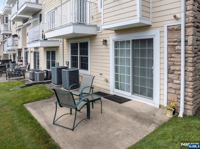 31 Forshee Circle 101, Montvale, NJ 07645