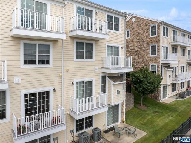 31 Forshee Circle 101, Montvale, NJ 07645