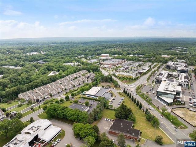 31 Forshee Circle 101, Montvale, NJ 07645