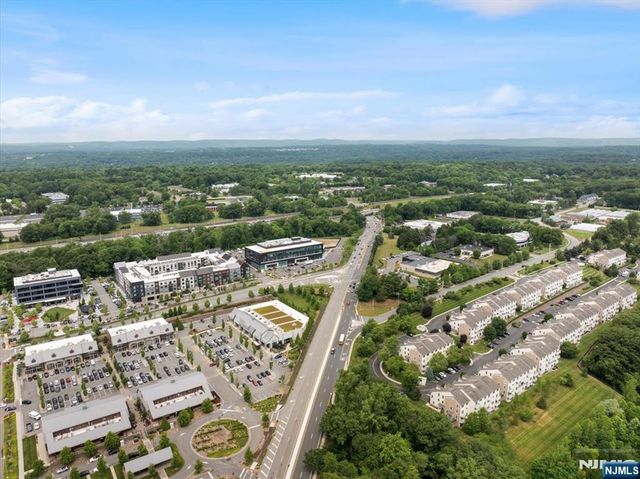 31 Forshee Circle 101, Montvale, NJ 07645