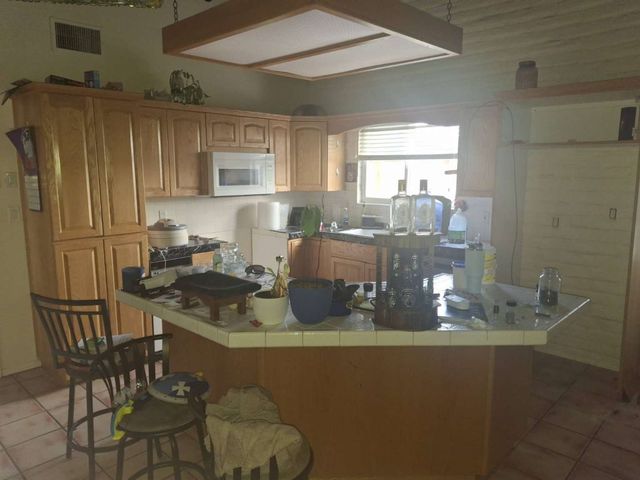 411 San Medina Avenue, Farmington, NM 87401