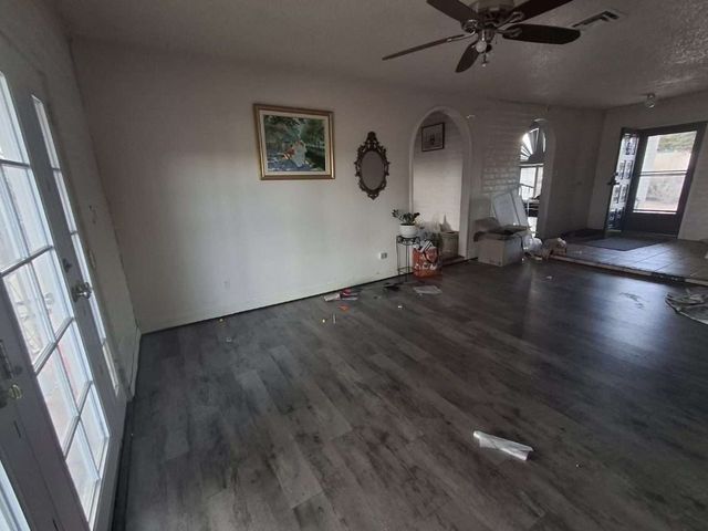 411 San Medina Avenue, Farmington, NM 87401