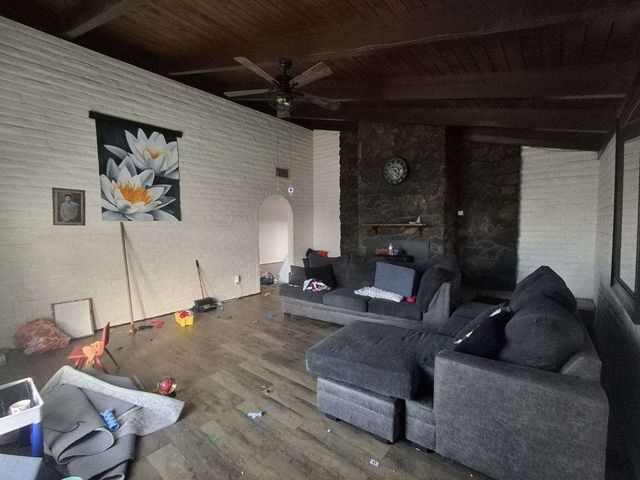 411 San Medina Avenue, Farmington, NM 87401