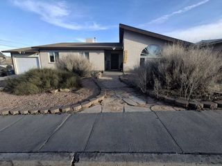 411 San Medina Avenue, Farmington, NM 87401