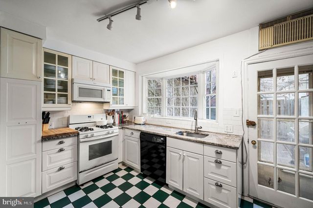 2035 RITTENHOUSE SQ, Philadelphia, PA 19103