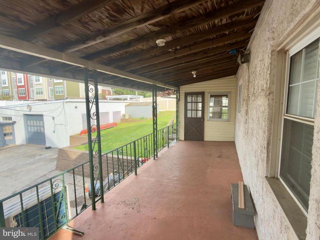 422 W 6TH AVE, Conshohocken, PA 19428