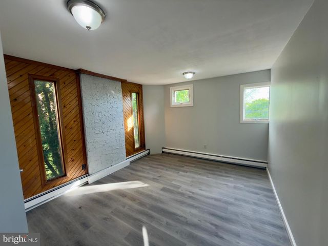 422 W 6TH AVE, Conshohocken, PA 19428