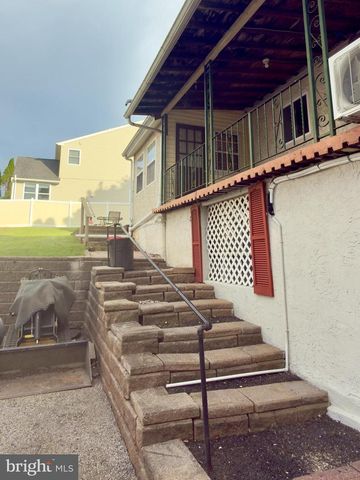 422 W 6TH AVE, Conshohocken, PA 19428