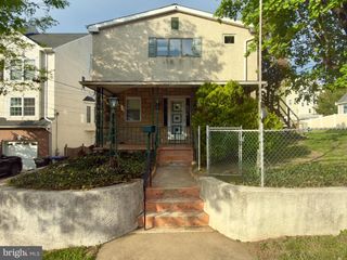 422 W 6TH AVE, Conshohocken, PA 19428