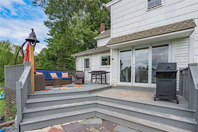1385 County Line Road, Milford Twp, PA 18951