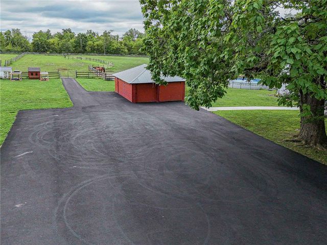 1385 County Line Road, Milford Twp, PA 18951