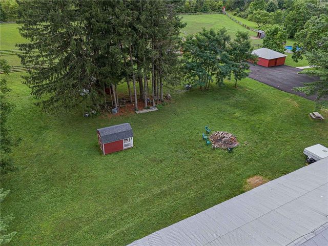 1385 County Line Road, Milford Twp, PA 18951
