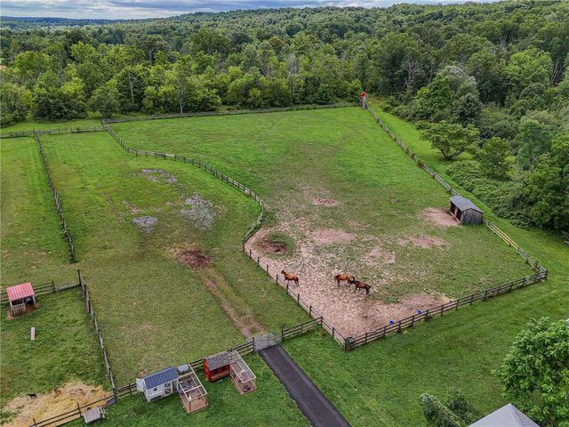 1385 County Line Road, Milford Twp, PA 18951