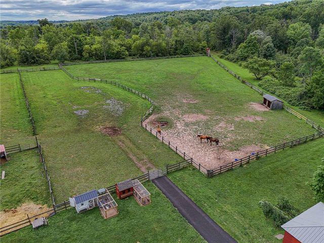 1385 County Line Road, Milford Twp, PA 18951