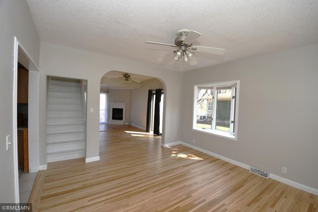 1319 2nd Street N, Stillwater, MN 55082