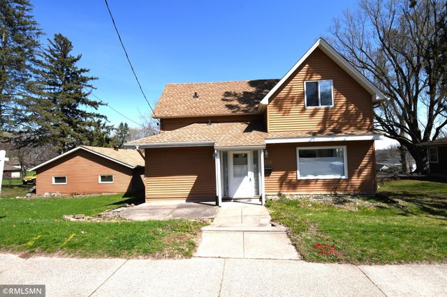 1319 2nd Street N, Stillwater, MN 55082