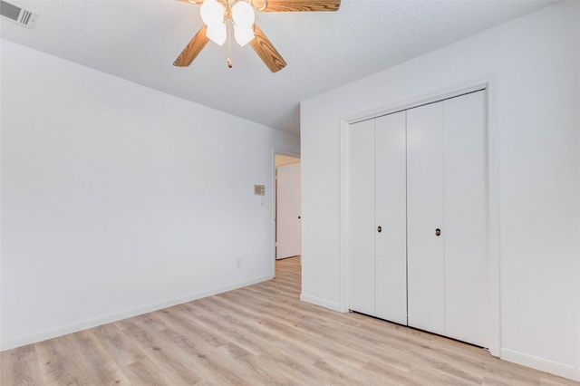 10720 Briar Forest Drive 32, Houston, TX 77042