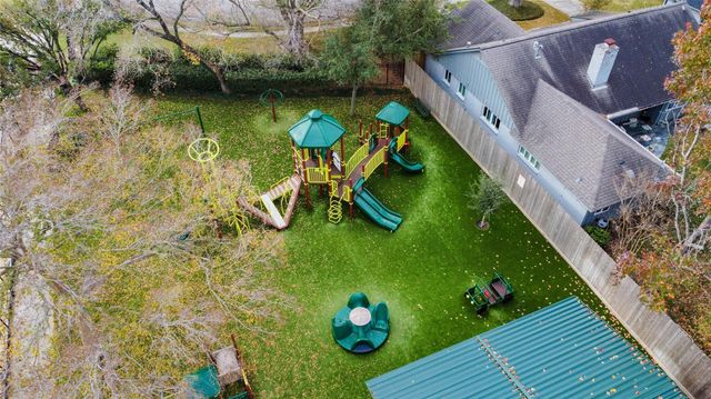 10720 Briar Forest Drive 32, Houston, TX 77042