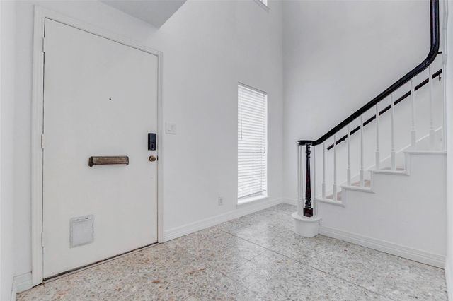 10720 Briar Forest Drive 32, Houston, TX 77042