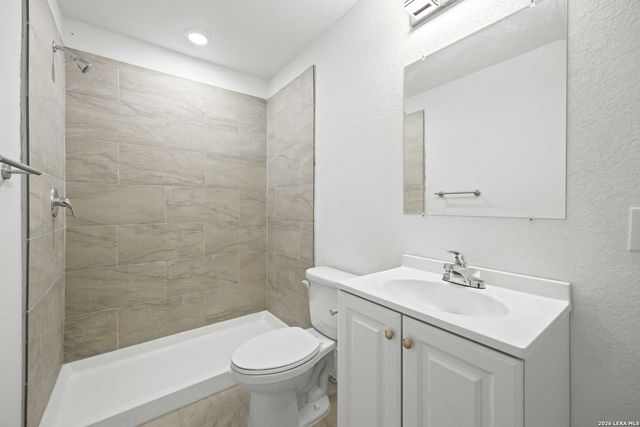 138 Ware Blvd Unit 1107, San Antonio, TX 78221