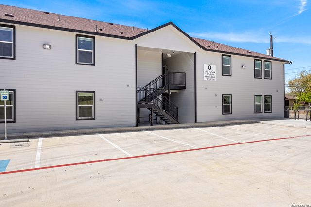 138 Ware Blvd Unit 1107, San Antonio, TX 78221