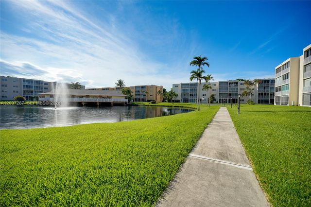 1024 SE 3rd Ave 102, Dania Beach, FL 33004