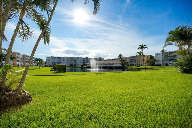 1024 SE 3rd Ave 102, Dania Beach, FL 33004