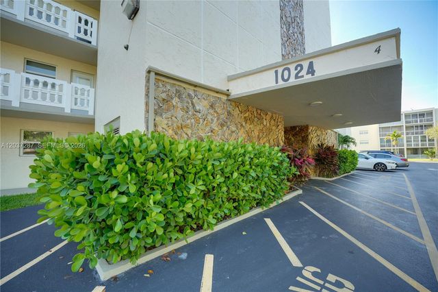 1024 SE 3rd Ave 102, Dania Beach, FL 33004