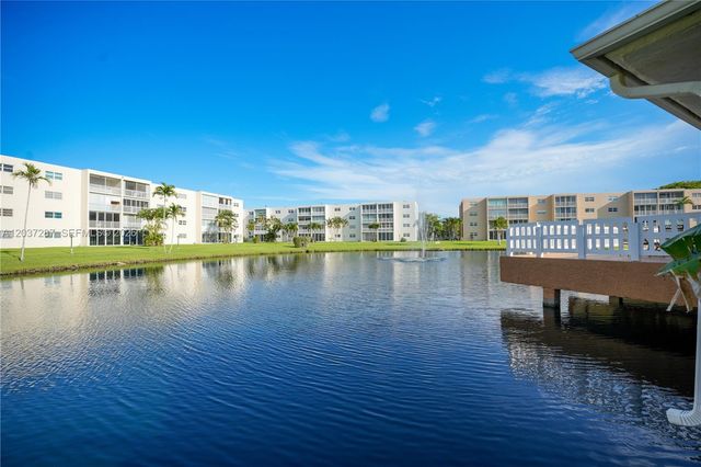 1024 SE 3rd Ave 102, Dania Beach, FL 33004