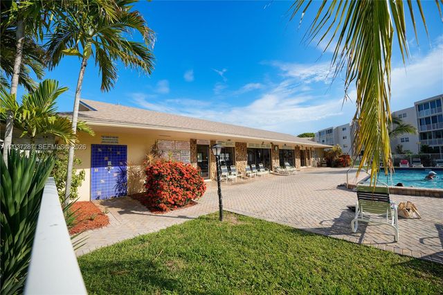 1024 SE 3rd Ave 102, Dania Beach, FL 33004