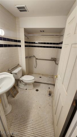 858 Marcie Drive, Cleveland, OH 44109