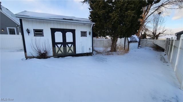 858 Marcie Drive, Cleveland, OH 44109