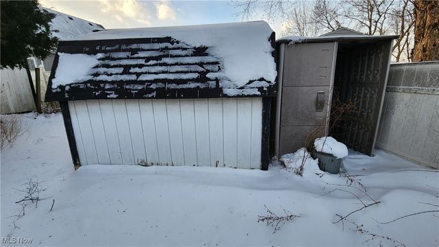 858 Marcie Drive, Cleveland, OH 44109