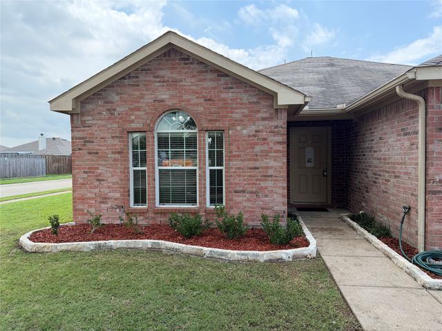 301 Meadow Lark Lane, Anna, TX 75409