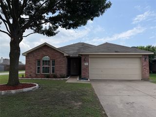 301 Meadow Lark Lane, Anna, TX 75409