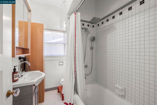 1117 El Dorado, Vallejo, CA 94590