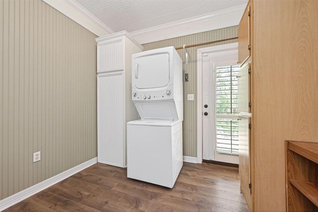 364 County Road 3892 W, Cleveland, TX 77328