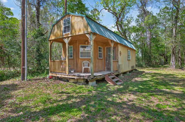 364 County Road 3892 W, Cleveland, TX 77328