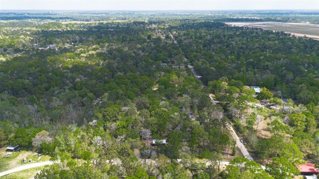 364 County Road 3892 W, Cleveland, TX 77328