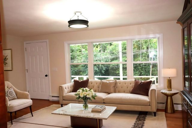 146 Walnut St, Shrewsbury, MA 01545