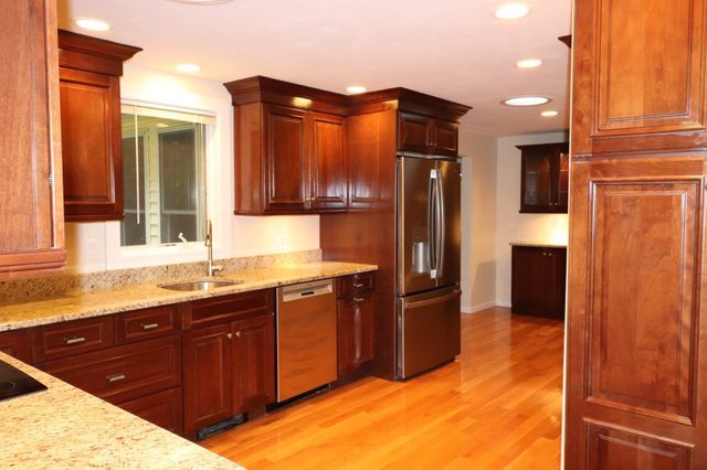 146 Walnut St, Shrewsbury, MA 01545