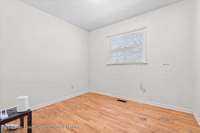 1301 S Briarfield Drive, Lansing, MI 48910