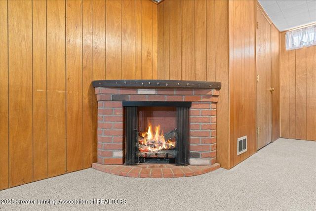 1301 S Briarfield Drive, Lansing, MI 48910