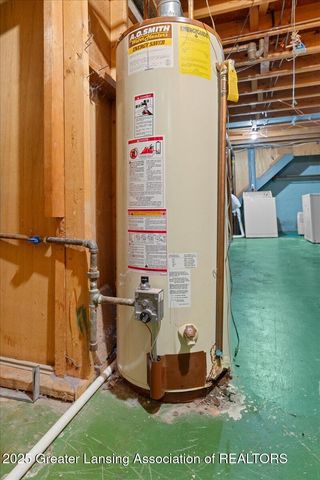 1301 S Briarfield Drive, Lansing, MI 48910