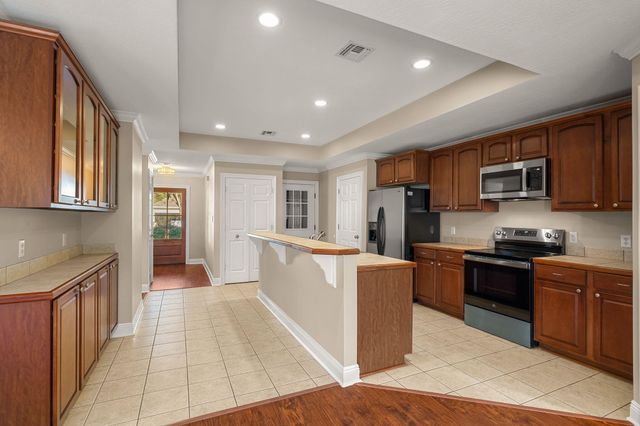 34 Clear Springs Ct., Hattiesburg, MS 39402