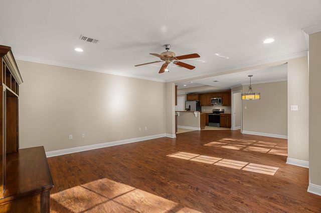 34 Clear Springs Ct., Hattiesburg, MS 39402