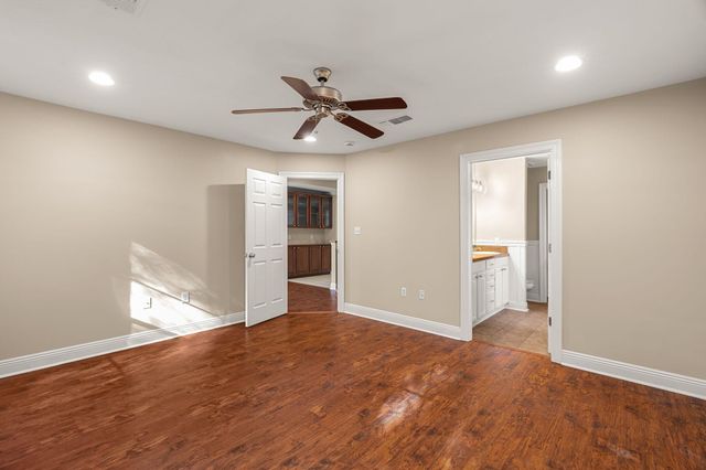 34 Clear Springs Ct., Hattiesburg, MS 39402