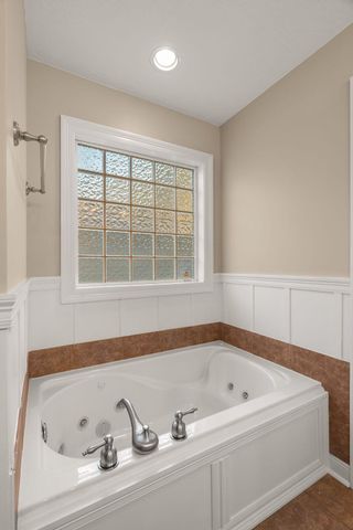 34 Clear Springs Ct., Hattiesburg, MS 39402