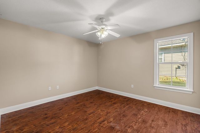 34 Clear Springs Ct., Hattiesburg, MS 39402